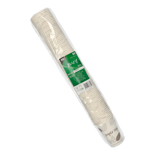 Um pacote selado de 80 copos de papel "pure" da PAPSTAR GmbH: 80 copos de papel descartáveis com um simples padrão de folhas marrons, empilhados e embrulhados em filme plástico com etiqueta verde e branca.