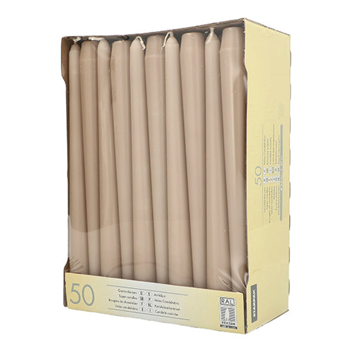 Uma caixa com 50 velas Starpak Ø 2,2 cm - 25 cm, dispostas verticalmente em filas, com uma parte recortada que revela as velas brancas no interior.