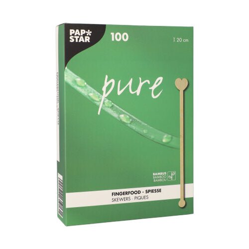 Uma caixa verde PAPSTAR 100 misturadores de bebidas, bambu "pure" da PAPSTAR GmbH traz as inscrições "100" e "espetos fingerfood" em letras brancas. O design ecológico e biodegradável exibe uma folha de bambu e uma imagem de espeto em forma de coração.