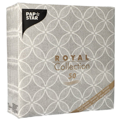 Um pacote quadrado de PAPSTAR 50 guardanapos "ROYAL Collection" 1/4-dobra 40 x 40 cm cinza da PAPSTAR GmbH, com guardanapos de alta qualidade em cinza da Royal Collection.