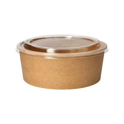 A tampa 50 para tigelas de salada, redonda clara 2 cm de altura PLA da PAPSTAR GmbH está representada em um fundo branco simples. Esta tampa clara e redonda de PLA é ideal para fechar tigelas de salada para levar ou para armazenar alimentos.
