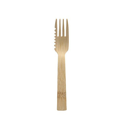 Os garfos de bolo e snack de bambu (14,5 cm, serrilhados, 50 peças) da PAPSTAR GmbH têm três dentes e uma borda serrilhada - um talher descartável ecológico, ilustrado sobre um fundo branco simples.
