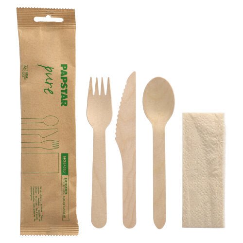 O PAPSTAR 50 conjuntos de talheres, madeira "pure" contém garfo, faca, colher e um guardanapo no saco de papel, biodegradável e com impressão "PAPSTAR pure" – da PAPSTAR GmbH.