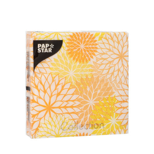 Um pacote de guardanapos de 3 camadas 25x25 cm 1/4 de dobra da PAPSTAR GmbH contém 20 guardanapos com padrão floral em amarelo e laranja sobre branco - ideal para decoração de mesa e lindamente embalado em filme transparente.