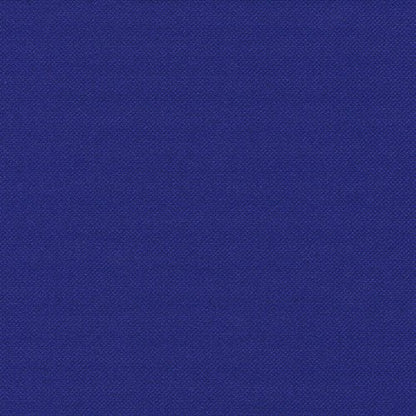 Uma visão de perto do tecido azul texturizado, semelhante à superfície azul escura lisa e uniforme dos PAPSTAR 50 guardanapos "ROYAL Collection" 1/4-dobra 40 x 40 cm da PAPSTAR GmbH, sem marcas ou padrões visíveis.