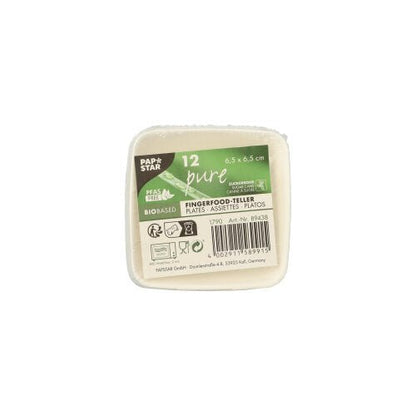 Uma embalagem quadrada com 12 pratos de finger food quadrados PAPSTAR, 6,5 cm, branco, feito de cana-de-açúcar "puro", da PAPSTAR GmbH, em película retrátil; marcado como louça descartável sustentável e biodegradável.