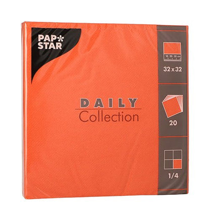 Um pacote de 20 guardanapos laranja PAPSTAR "DAILY Collection" da PAPSTAR GmbH, 1/4-dobra, cada um com 32 x 32 cm.