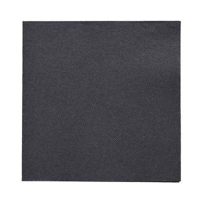 Um único guardanapo preto 32x32 cm da DAILY Collection da PAPSTAR GmbH, 1/4-dobrado, sobre branco – ideal para uma decoração de mesa moderna e elegante.