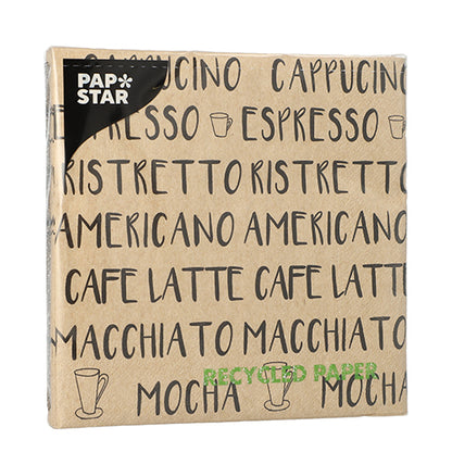 Um pacote em cor natural PAPSTAR GmbH 20 guardanapos (33cm x 33cm, 3 camadas, dobrados em 1/4) é decorado com nomes de bebidas de café, "PAPEL RECICLADO" em verde, pequenas ilustrações de xícaras de café e feito de papel natural.