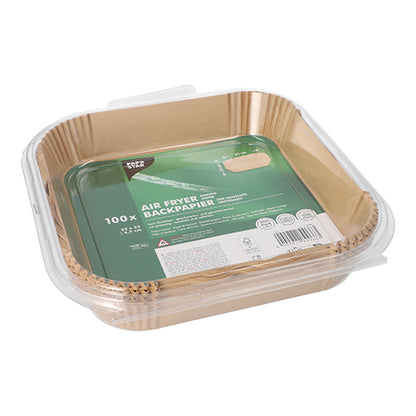 Um recipiente de plástico transparente da PAPSTAR GmbH contém 100 papéis de forno quadrados e antiaderentes para fritadeiras de ar quente quadrados. O rótulo verde oferece informações sobre o produto, símbolos ecológicos e instruções de uso.