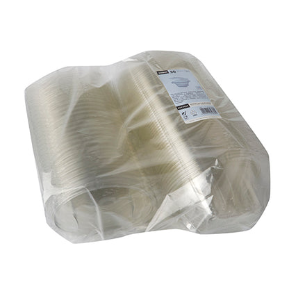 Um pacote de tigelas de delicatessen e saladas Starpak 50 com tampa dobrável, R-PET transparente e redonda, empilhado e selado em plástico transparente, com uma etiqueta de informações do produto no topo.