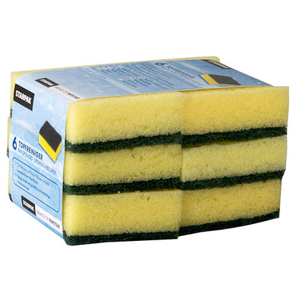 Um pacote com seis esponjas de limpeza de cozinha Starpak retangulares (2,6 x 9 x 6,6 cm) em Amarelo/Verde com superfície resistente a riscos e embalagem com faixa; a forma retangular oferece uma pegada confortável ao esfregar.