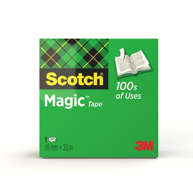 Uma caixa verde de Fita Invisível Scotch® Magic™ da 3M Deutschland GmbH com um design quadriculado, uma imagem de um livro aberto, o texto "100s of Uses" e um tamanho de 19 mm x 33 m.