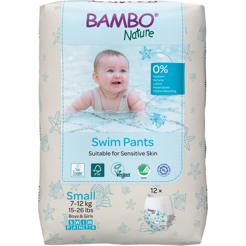 As fraldas de banho Bambo Nature, Tam. S, 7-12 kg (embalagem com 12 unidades) da Abena Re-Seller GmbH são livres de parabenos e perfumes - ideal para a pele sensível do bebé e pequenos nadadores com 7-12 kg.