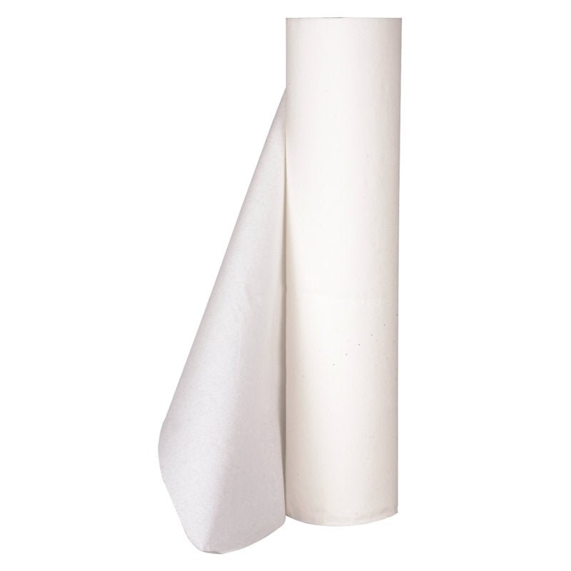 Um grande papel Abena Re-Seller GmbH Liegenrollen Perfurado, 2 camadas, 50 cm x 50 m, Branco (Caixa com 9 pacotes), com uma borda desenrolada, está de pé verticalmente diante de um fundo branco simples.