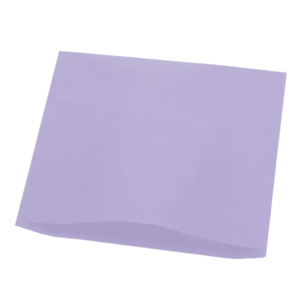 Uma folha quadrada e plana de papel tissue de polietileno AMPri Dental em lilás claro da AMPri Handelsgesellschaft mbH é colocada sobre um simples fundo branco.