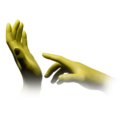 Uma imagem mostra duas mãos usando luvas de nitrilo AMPri STYLE CEDRO sem pó da MED-COMFORT da AMPri Handelsgesellschaft mbH em verde claro. A mão esquerda está aberta com os dedos apontados para cima, enquanto a mão direita, também com luvas descartáveis, segura algo com um dedo estendido para a esquerda. O fundo é branco.