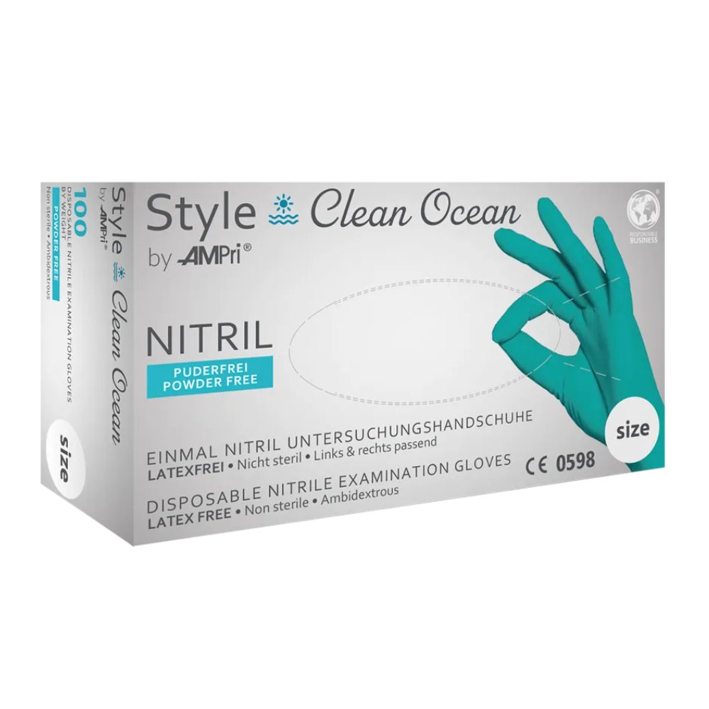 Uma caixa de luvas de nitrilo AMPri STYLE CLEAN OCEAN sem pó da MED-COMFORT, turquesa, luvas de exame descartáveis de nitrilo. Na caixa está indicado que as luvas são isentas de látex, sem pó, não estéreis e ambidextras. Na embalagem, a cor das luvas é principalmente turquesa e as informações estão em alemão e inglês.