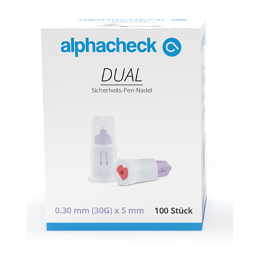 Na imagem está uma caixa de agulhas de caneta de segurança Alphacheck DUAL, vários tamanhos da Berger Med GmbH. A caixa contém 100 agulhas, cada uma com um tamanho de 0,30 mm (30G) x 5 mm. O design consiste em uma agulha em uma capa protetora e outra agulha fora, o que destaca a dupla segurança.