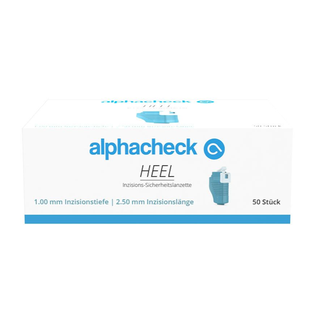 Uma caixa de lancetas de segurança Alphacheck HEEL Incisão, vários tamanhos da Berger Med GmbH é destinada à colheita de sangue capilar. A caixa branca com texto azul mostra a imagem de uma lanceta e indica no canto inferior direito "1,00 mm de profundidade de corte" e "2,50 mm de comprimento de corte", além de "50 unidades". O texto está em alemão.