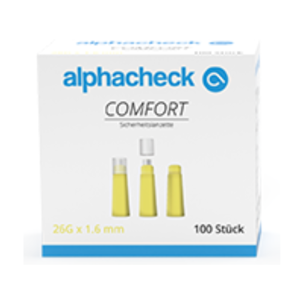Uma caixa branca com a inscrição "Alphacheck comfort lancetas de segurança" da Berger Med GmbH contém 100 unidades de lancetas de segurança 26G x 1,6 mm. Na frente da caixa estão ilustradas lancetas amarelas, mostradas em três estágios diferentes – com tampa colocada, parcialmente removida e totalmente removida, que garantem uma coleta de sangue suave através de uma punção de alta velocidade (coleta de sangue indolor através de punção de alta velocidade).