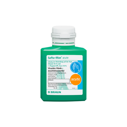 Uma garrafa verde B. Braun Softa-Man® desinfetante de mãos agudo, adaptada para a área médica, foi projetada pela B. Braun Deutschland GmbH & Co. KG. O rótulo contém detalhes do produto, um logotipo e um guia ilustrado. É equipada com uma tampa branca e apresentada em um fundo branco simples.