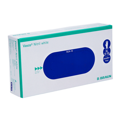 Uma caixa de luvas descartáveis de nitrilo Vasco® brancas B. Braun é exibida, identificada como tamanho XL 9-10 e sem pó. A embalagem apresenta um design elegante com texto azul e verde sobre fundo branco. O logotipo B. Braun está destacado no canto inferior direito e realça a composição sem látex.