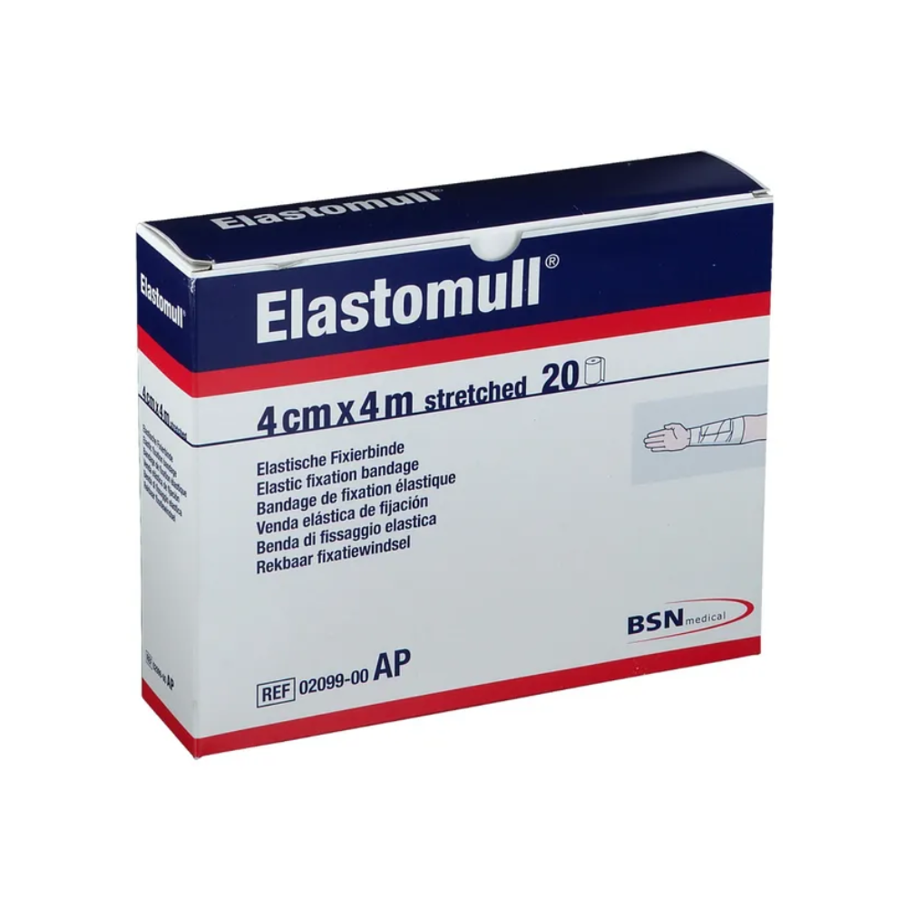 Está exposta uma caixa com ligadura elástica de fixação BSN Elastomull® da BSN Medical GmbH, conhecida pelo seu alto teor de algodão e boa compatibilidade com a pele. Na embalagem estão indicadas as dimensões da ligadura esticada 4 cm x 4 m, com 20 unidades no interior.