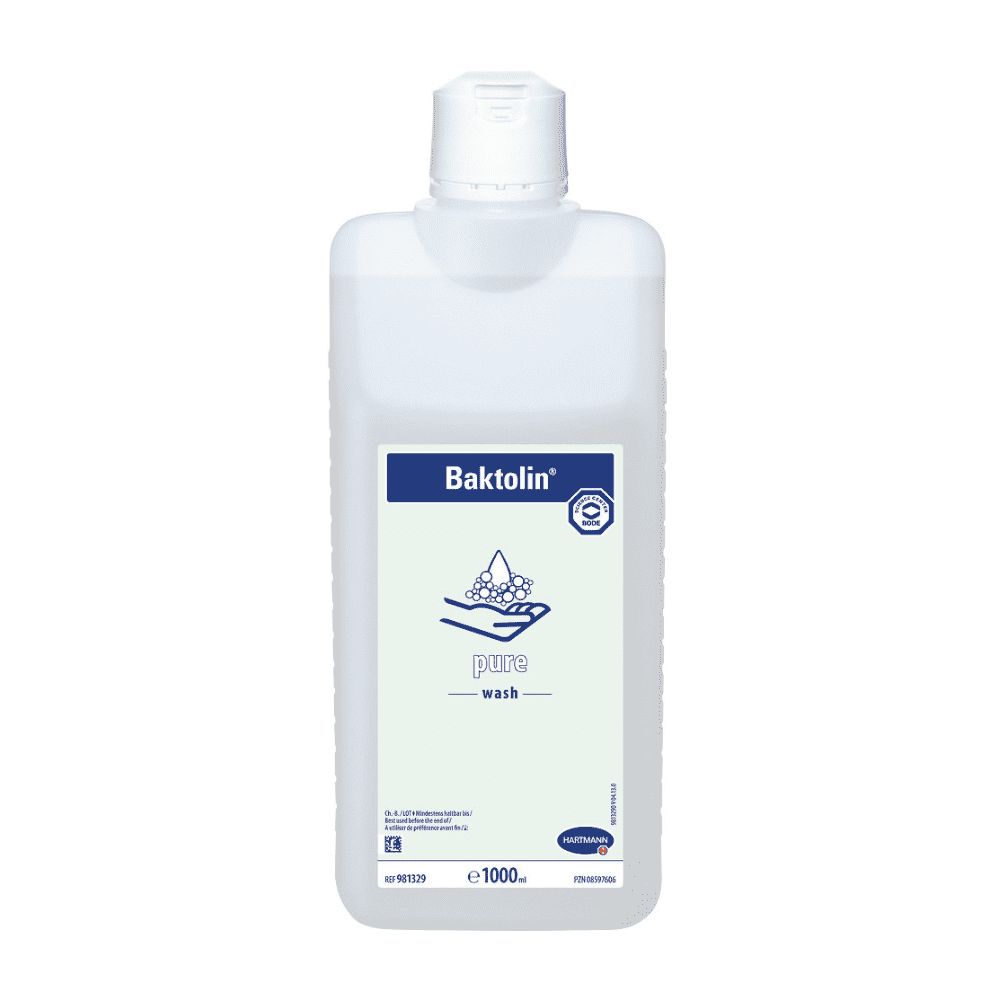 Uma garrafa de 1000 ml de loção de lavagem Hartmann Baktolin® pure com rótulo branco e azul, um logotipo com duas mãos sob gotas de água e formulada com tensioativos suaves para a pele.