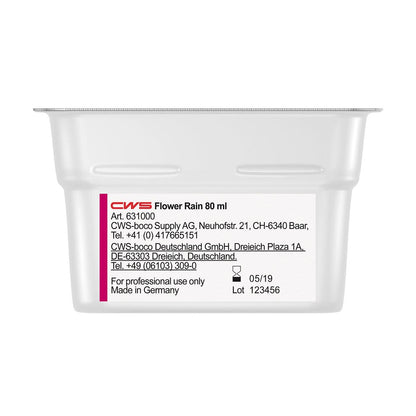 Uma fragrância de casa de banho CWS ParadiseLine de 80 ml para dispensador de fragrâncias Paradise Air Bar com a inscrição "CWS Flower Rain" com informações de produto, empresa e contato, bem como instruções de uso. Fabricado na Alemanha. Válido: 05/19. Lote: 123456. Ideal como fragrância de casa de banho.