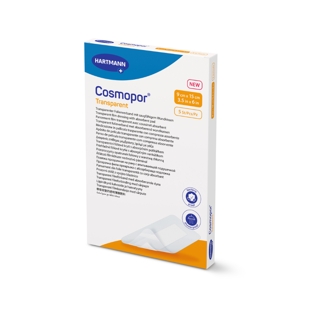 Abgebildet ist eine rechteckige Schachtel mit sterilen Cosmopor Transparentverbänden der Paul Hartmann AG, die ihre hypoallergenen, antibakteriellen und wasserdichten Eigenschaften hervorheben. Die Schachtel enthält Wundauflagen im Format 9 cm x 15 cm (3,5 Zoll x 6 Zoll), jeweils fünf Stück.