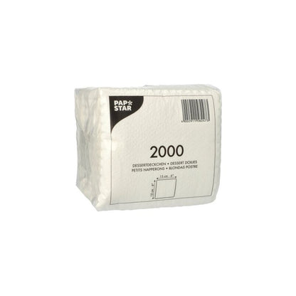 Um pacote selado de PAPSTAR toalhetes de sobremesa 15x15 cm, branco (2000 peças) da PAPSTAR GmbH, ideal como base branca para sobremesas na gastronomia; guardanapos retangulares empilhados em plástico transparente com texto multilingue e um código de barras.