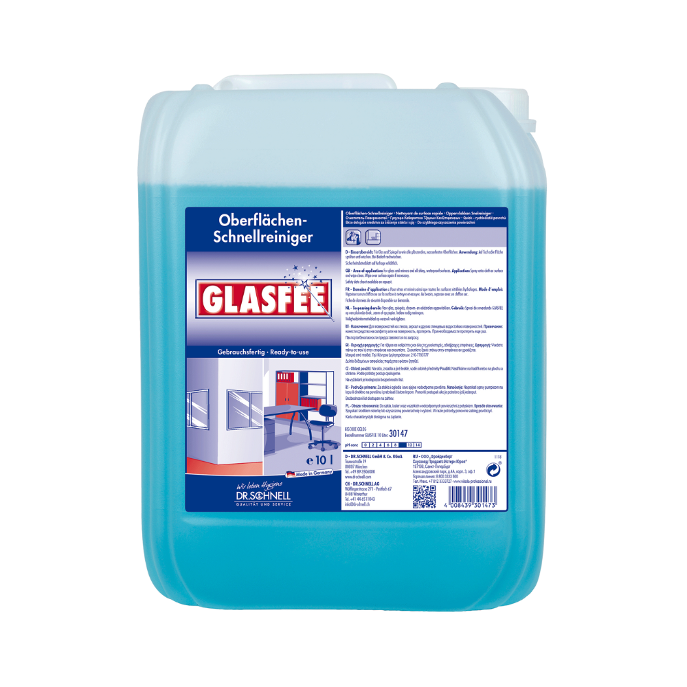 Ein blauer 10-Liter-Behälter mit Dr. Schnell GlasFee Glasreiniger von DR.SCHNELL GmbH & Co. KGaA, ideal für die Oberflächenreinigung. Das Etikett auf der Vorderseite enthält Anweisungen und Produktdetails und zeigt ein Bild makelloser Oberflächen wie eines Büroschreibtischs und Glaswände.