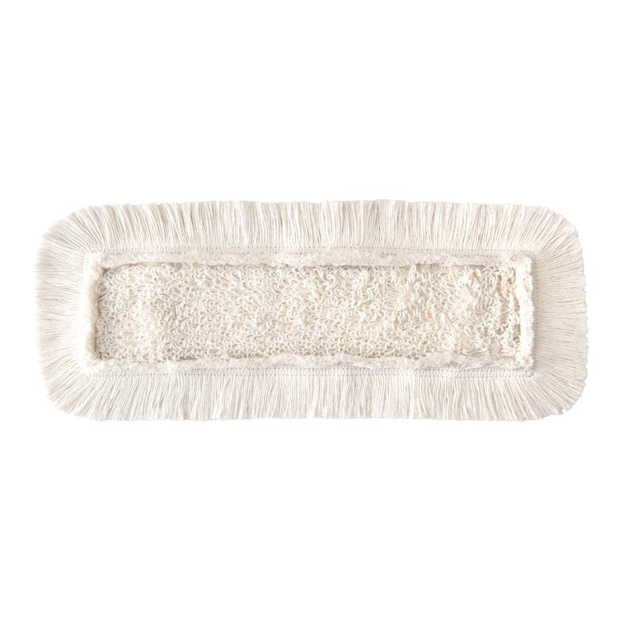 O Arcora FIRST MOPP da Arcora International GmbH é uma cabeça de esfregona de microfibra branca retangular com centro texturizado e franjas longas, ideal para a limpeza do chão, representado em um fundo branco sólido.