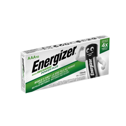 Uma caixa de Energizer Power Plus AAA Micro LR03 700 mAh | Embalagem (10 unidades) da Energizer Deutschland GmbH com dez pilhas. A embalagem destaca o uso de pilhas recicladas, carga que dura 4x mais, capacidade de 700 mAh e mostra uma figura de pilha com braços.