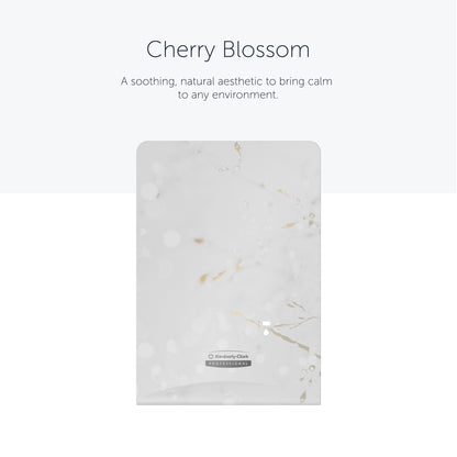 A placa frontal retangular Kimberly-Clark Professional™ Icon™ Dispenser Faceplate-eSkinCare (20,32 x 27,30 x 3,81 cm) da Kimberly-Clark GmbH destaca-se por um design marmorizado branco-cinza claro com acentos dourados, que confere um toque calmante e elegante a qualquer lavabo.