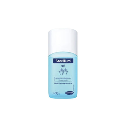Este frasco de 35 ml do gel desinfetante para mãos Hartmann Sterillium® da Paul Hartmann AG tem um rótulo azul e uma tampa branca com texto não em inglês e o logótipo Hartmann com duas mãos delineadas, como um sinal do compromisso da empresa com a desinfecção higiénica das mãos.