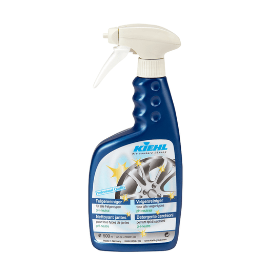 Frasco pulverizador azul de 500 ml do produto de limpeza para jantes Kiehl, de pH neutro, da Johannes Kiehl KG, com gatilho branco e ilustração de jantes de automóvel no rótulo, para uma limpeza eficaz e suave das jantes. Disponível em embalagem de cartão (6 frascos).