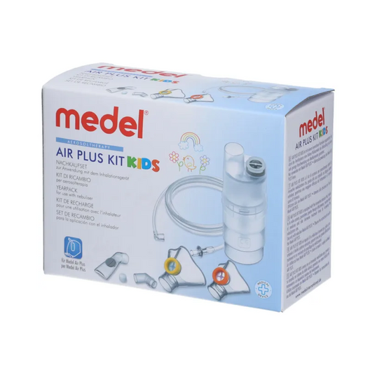 Uma caixa de Medel® Air Plus Kids Yearpack para inalador da Beurer GmbH, que contém um dispositivo nebulizador, um irrigador nasal e acessórios para cuidados respiratórios em crianças. A caixa branca tem texto azul e vermelho, ilustrações dos componentes do nebulizador e gráficos amigáveis para crianças de um arco-íris, nuvens e um sol.