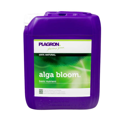 Um recipiente roxo com a inscrição "Plagron Alga Bloom Fertilizante Natural de Plantas" da Bertels B.V. apresenta um design verde e branco, possui uma tampa branca e contém nutrientes líquidos desenvolvidos para o crescimento ideal das plantas durante a fase de floração.
