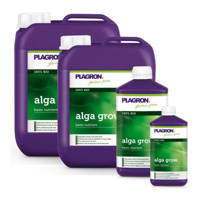 Quatro recipientes com Plagron Alga Grow Fertilizante Natural de Crescimento de Bertels B.V. incluem dois grandes jarros violetas e duas garrafas menores. Etiquetas verdes e brancas mostram "100% Bio" e enfatizam seu papel como nutriente básico importante para o seu jardim.
