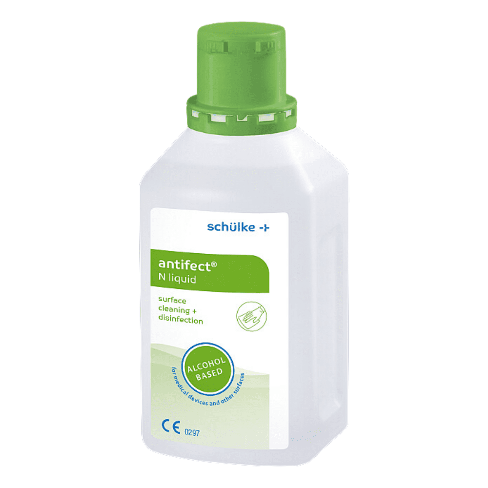 Uma garrafa de Schülke antifect® N Liquid Desinfecção de Superfícies da Schülke & Mayr GmbH com rótulo branco e detalhes verdes, nos quais estão impressos símbolos de risco biológico e segurança ambiental.