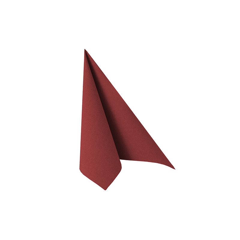 Um único guardanapo vermelho, ricamente dobrado, da "ROYAL Collection" da PAPSTAR 1/4-dobra 40 cm x 40 cm da PAPSTAR GmbH está de pé diante de um fundo branco simples. Esta peça sofisticada de decoração de mesa destaca-se por uma textura suave, com as bordas formando um triângulo perfeito.