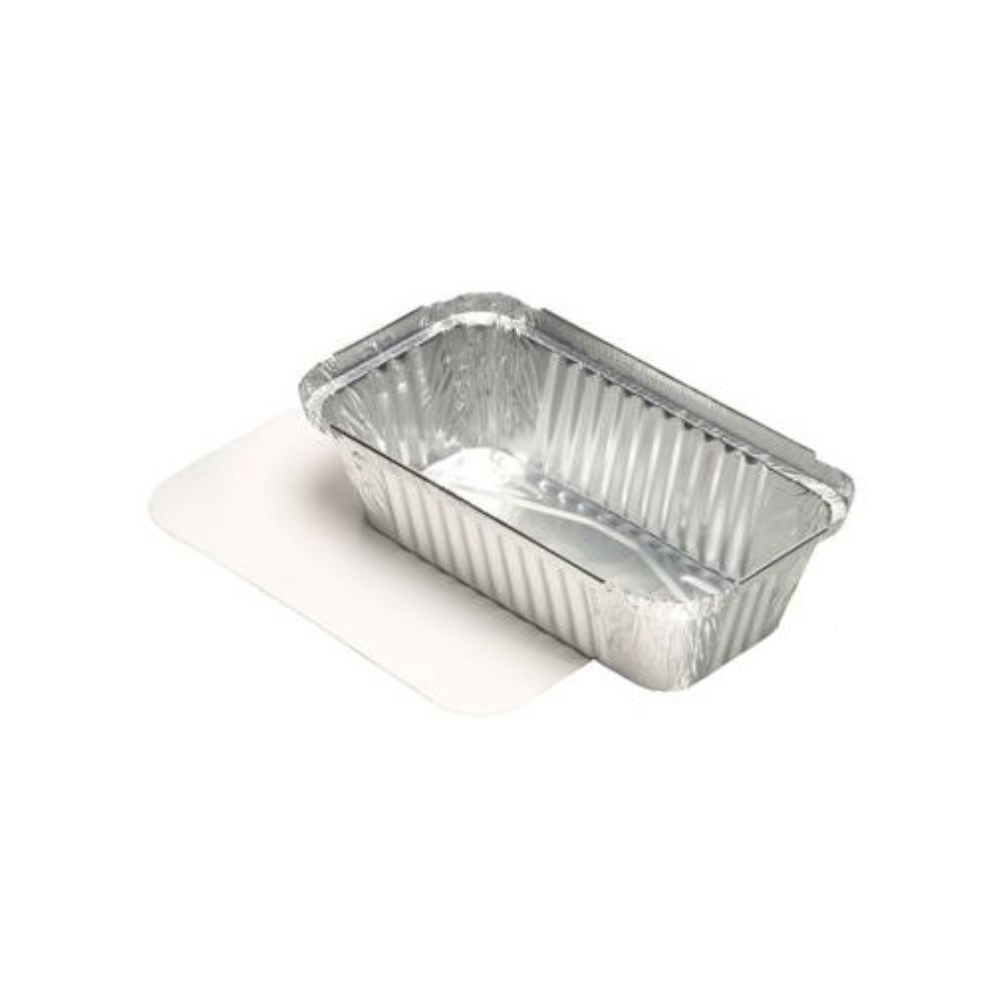 É exibida uma bandeja Starpak de alumínio com tampa interna removível revestida de PE. A bandeja retangular com dimensões de 4,9 x 10,3 x 19,5 cm e interior ondulado é ideal para uso em gastronomia e tem uma capacidade de 0,7 litros.