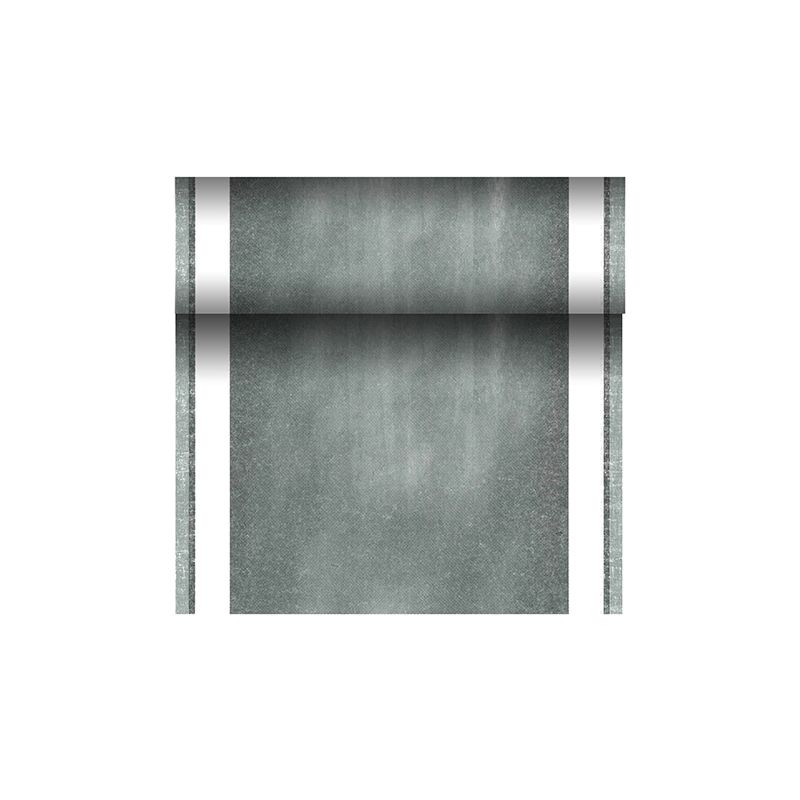 Um rolo de corredor de mesa semelhante a tecido verde da PAPSTAR Tischläufer PV-Tissue Mix "ROYAL Collection" com bordas brancas limpas está parcialmente desenrolado sobre um fundo branco simples. Este produto fabricado pela PAPSTAR GmbH apresenta uma aparência ligeiramente desgastada devido à sua composição única de mistura de tecido de celulose-viscose.