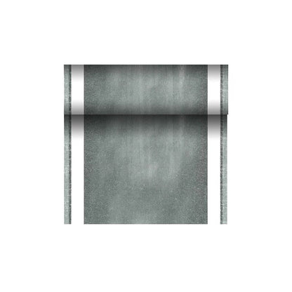 Um rolo de corredor de mesa semelhante a tecido verde da PAPSTAR Tischläufer PV-Tissue Mix "ROYAL Collection" com bordas brancas limpas está parcialmente desenrolado sobre um fundo branco simples. Este produto fabricado pela PAPSTAR GmbH apresenta uma aparência ligeiramente desgastada devido à sua composição única de mistura de tecido de celulose-viscose.