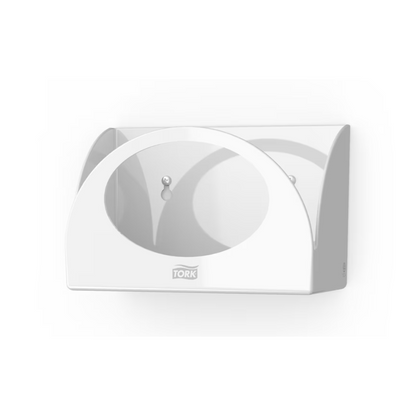 O Tork 655100 Small Pack Papierspender Performance W8, fabricado pela TORK – Essity Professional Hygiene Germany GmbH, é um suporte de caixa de lenços branco montado na parede, que permite uma instalação na parede que economiza espaço. Ele possui um design frontal aberto com dois parafusos visíveis no interior e é marcado com "Tork" para garantir proteção higiênica.