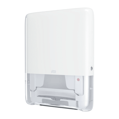 O Tork PeakServe® Mini Endlos Handtuchspender H5 da Essity Professional Hygiene Germany GmbH é um dispensador de toalhas de papel branco montado na parede com um design elegante, que é perfeito para casas de banho com muita afluência. Possui uma área inferior transparente para fácil monitorização do nível de papel e uma fechadura de chave no canto superior direito. Oferece uma eficiência semelhante aos conhecidos produtos Tork PeakServe.