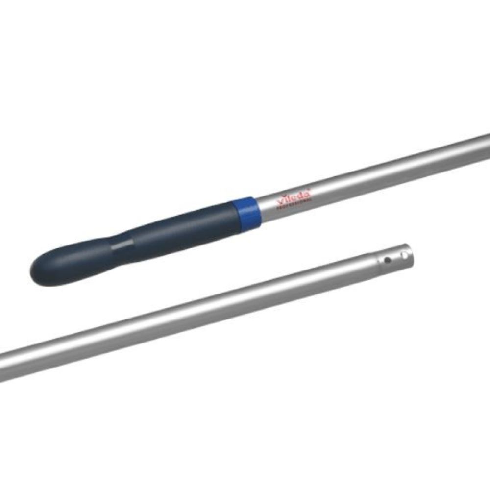 Na imagem, estão duas seções do cabo de alumínio Vileda Professional Clip azul - 150 cm. A seção superior possui um cabo ergonômico com pega azul e marca vermelha. A seção inferior, fabricada pela Vileda GmbH, tem dois pequenos orifícios para fixação e suporta o sistema de quatro cores.