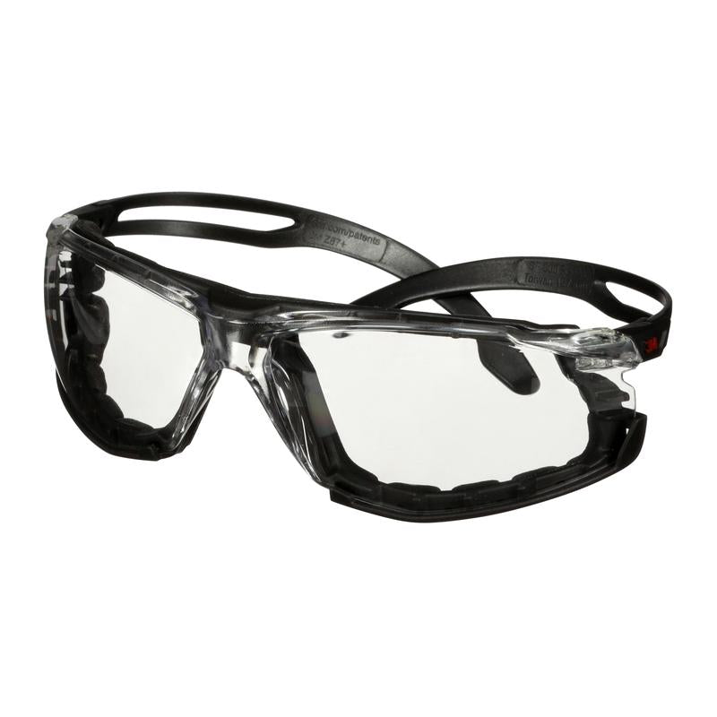 Óculos de segurança 3M™ SecureFit™ 500, hastes pretas, armação de espuma, revestimento antiembaçante/antiarranhões Scotchgard™ (K&N), lente transparente, SF501SGAF-BLK-FM-EU, 20 por pacote | Pacote (1 peça)